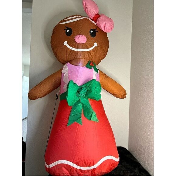 Christmas Yard Indoor Outdoor Inflatables Gingerbreadgirl 4 foot